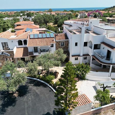 Hotel Bonsai San Teodoro  Esterno foto