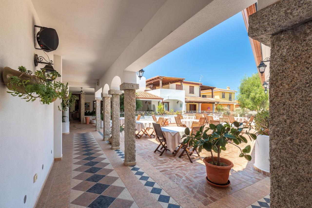 Hotel Bonsai San Teodoro  Esterno foto