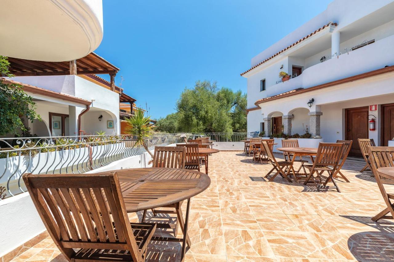 Hotel Bonsai San Teodoro  Esterno foto