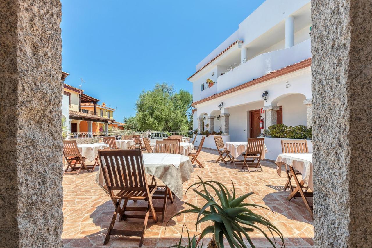 Hotel Bonsai San Teodoro  Esterno foto