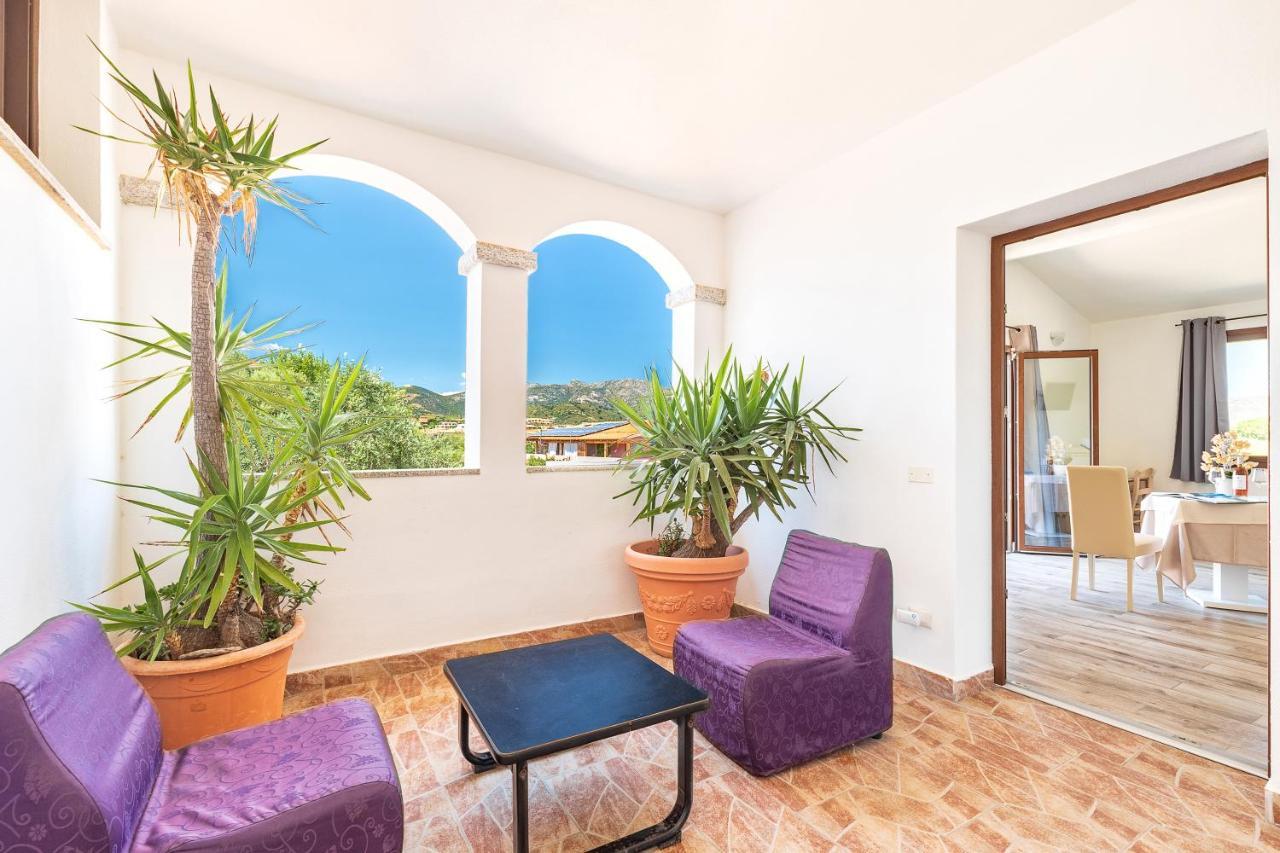 Hotel Bonsai San Teodoro  Esterno foto
